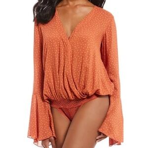 Free People Makin' Waves Bodysuit Terracotta
Polkadot Pattern 100% Rayon Sz XS